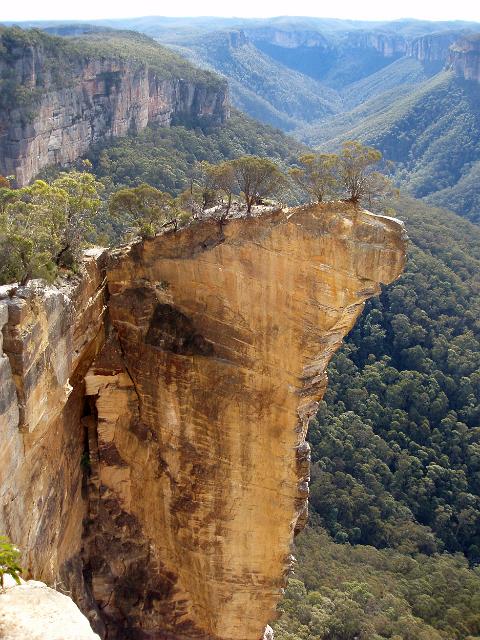 a view of the hanging rock formation in the Grose Valley, Blue Mountains